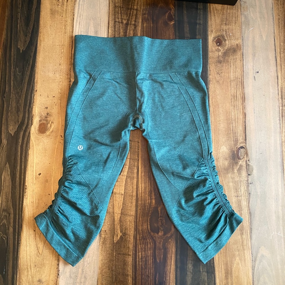 LULULEMON LEGGINGS